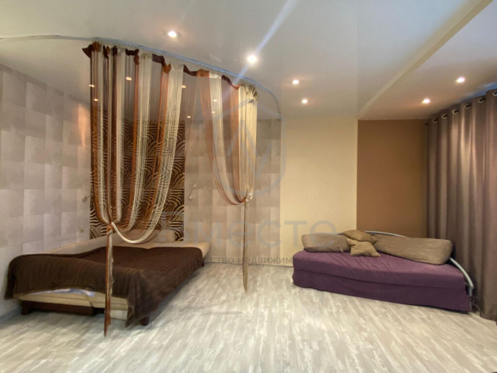 Купить квартиру за 9 800 000 рублей на Фрунзе, 228