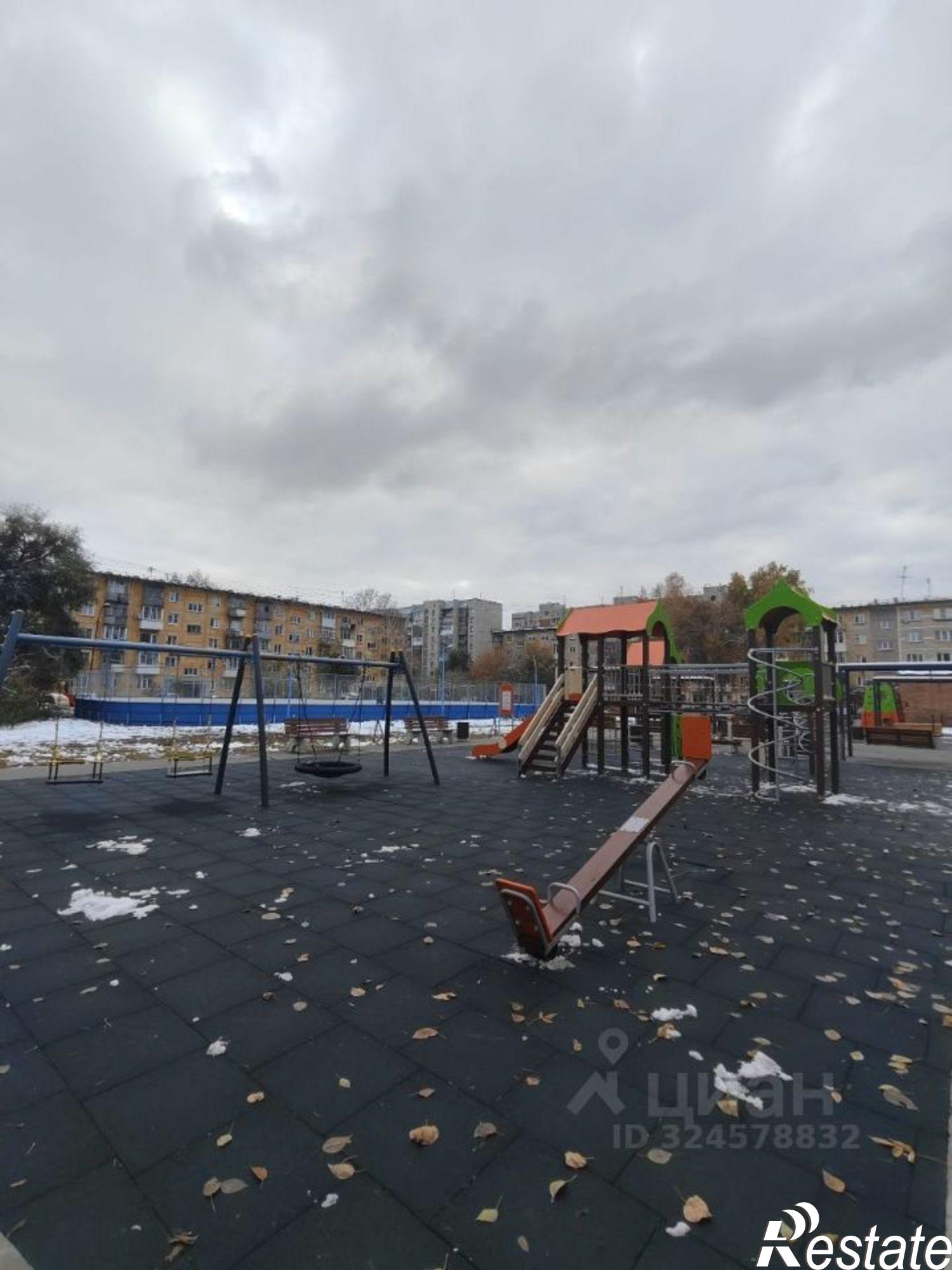 Сдать квартиру за 25 000 рублей на улица Титова, 39/1