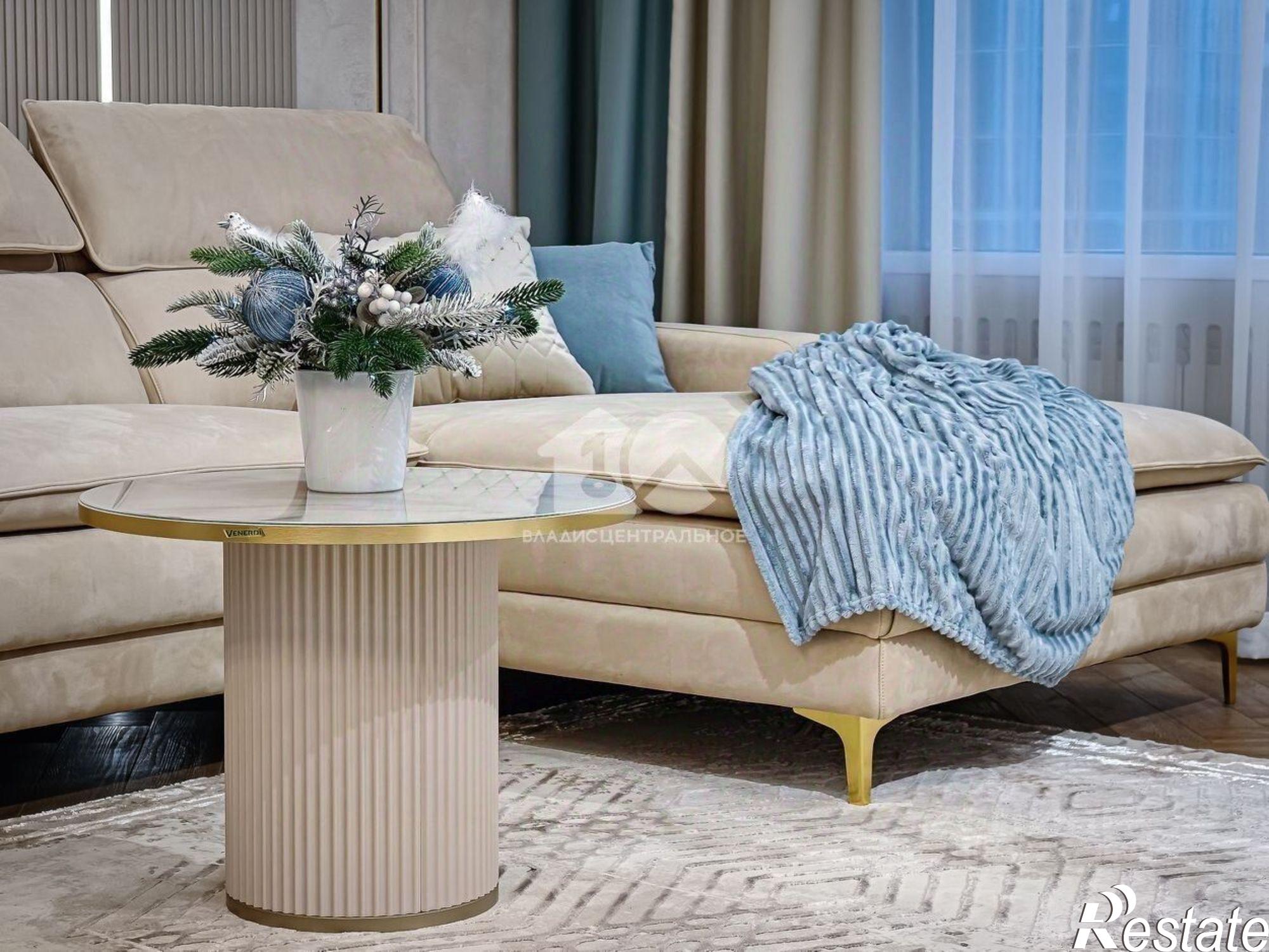 Сдать квартиру за 140 000 рублей на Московская улица, 77