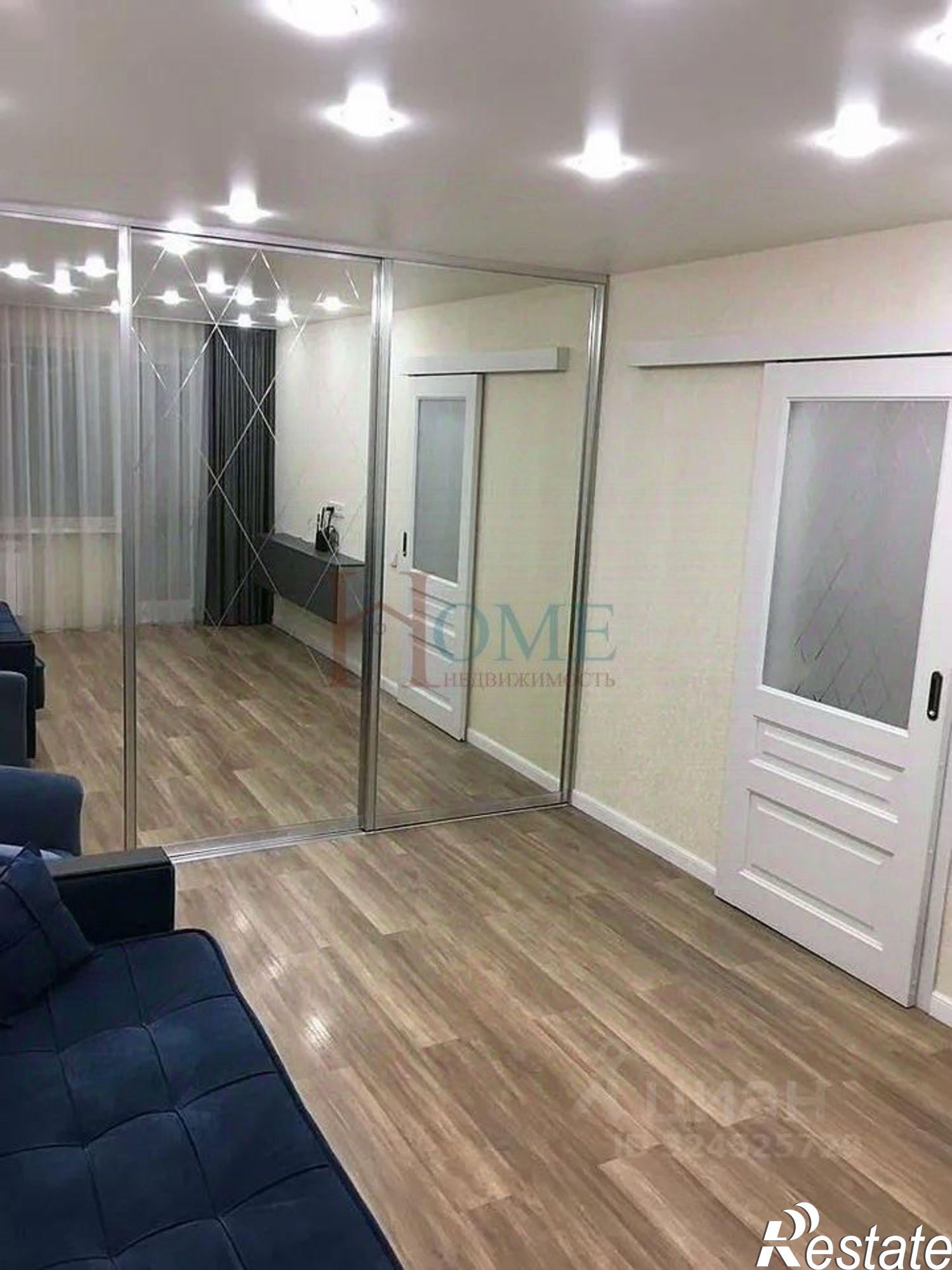 Сдать квартиру за 35 000 рублей на ул Комсомольская, 3