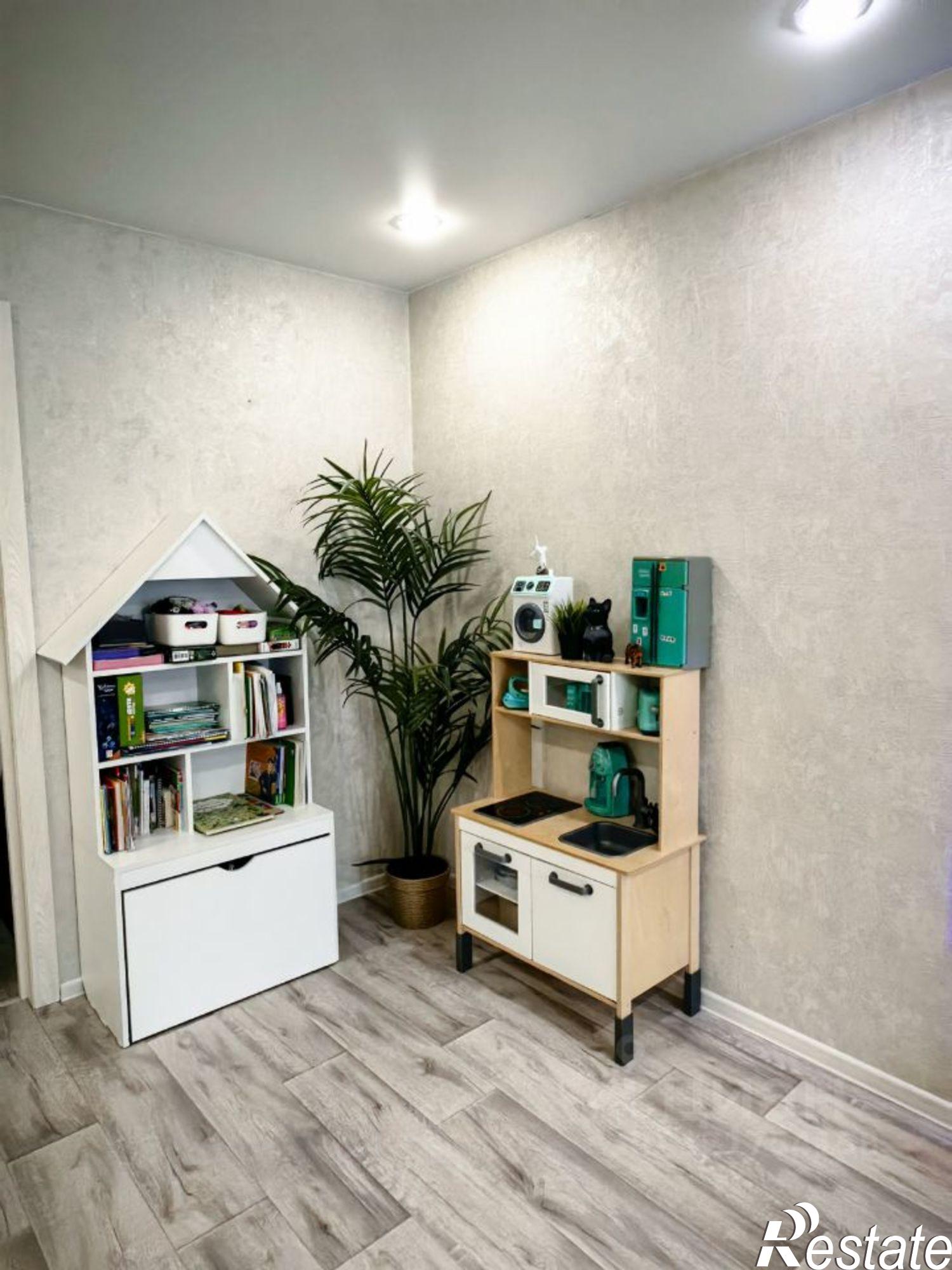 Купить квартиру за 4 390 000 рублей на ул Петухова, 94