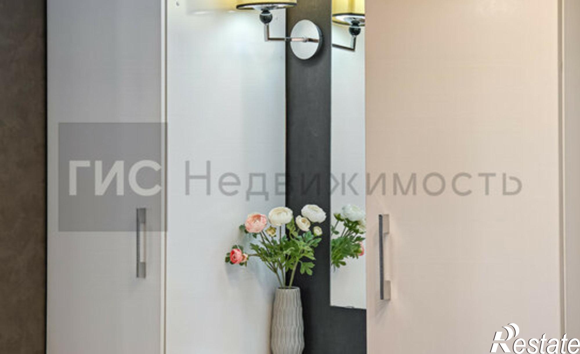 Купить квартиру за 7 200 000 рублей на ул Сухарная, 190