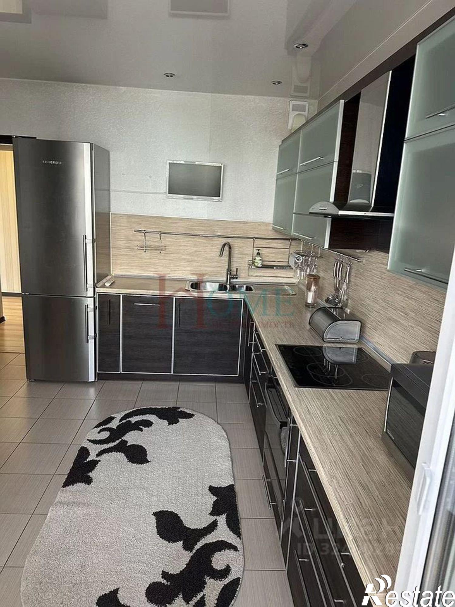 Сдать квартиру за 52 000 рублей на улица Забалуева, 55/1