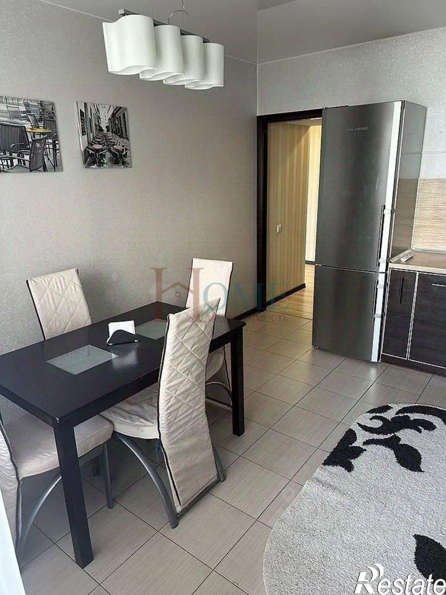 Сдать квартиру за 52 000 рублей на улица Забалуева, 55/1