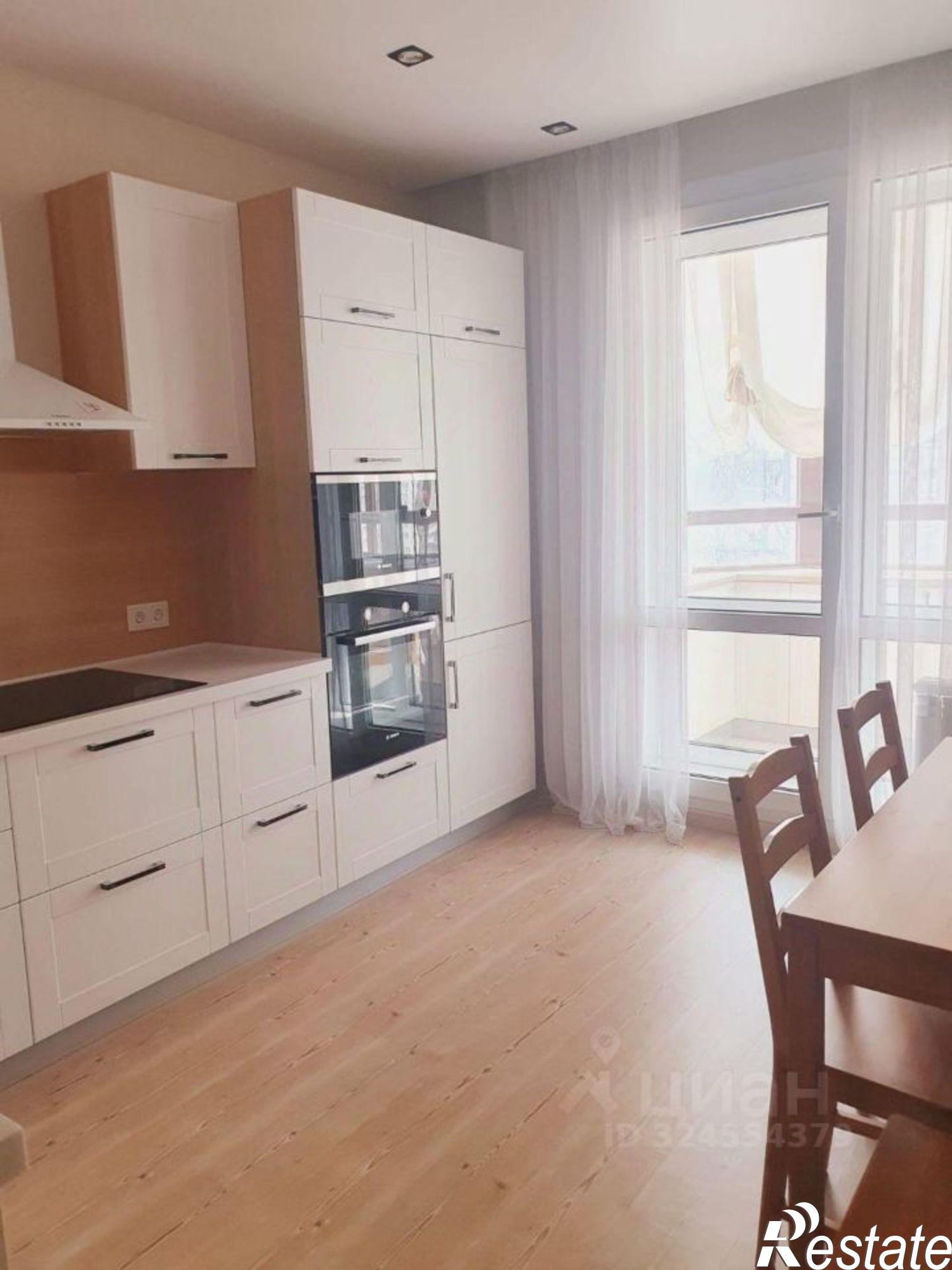 Сдать квартиру за 47 300 рублей на Ипподромская улица, 8