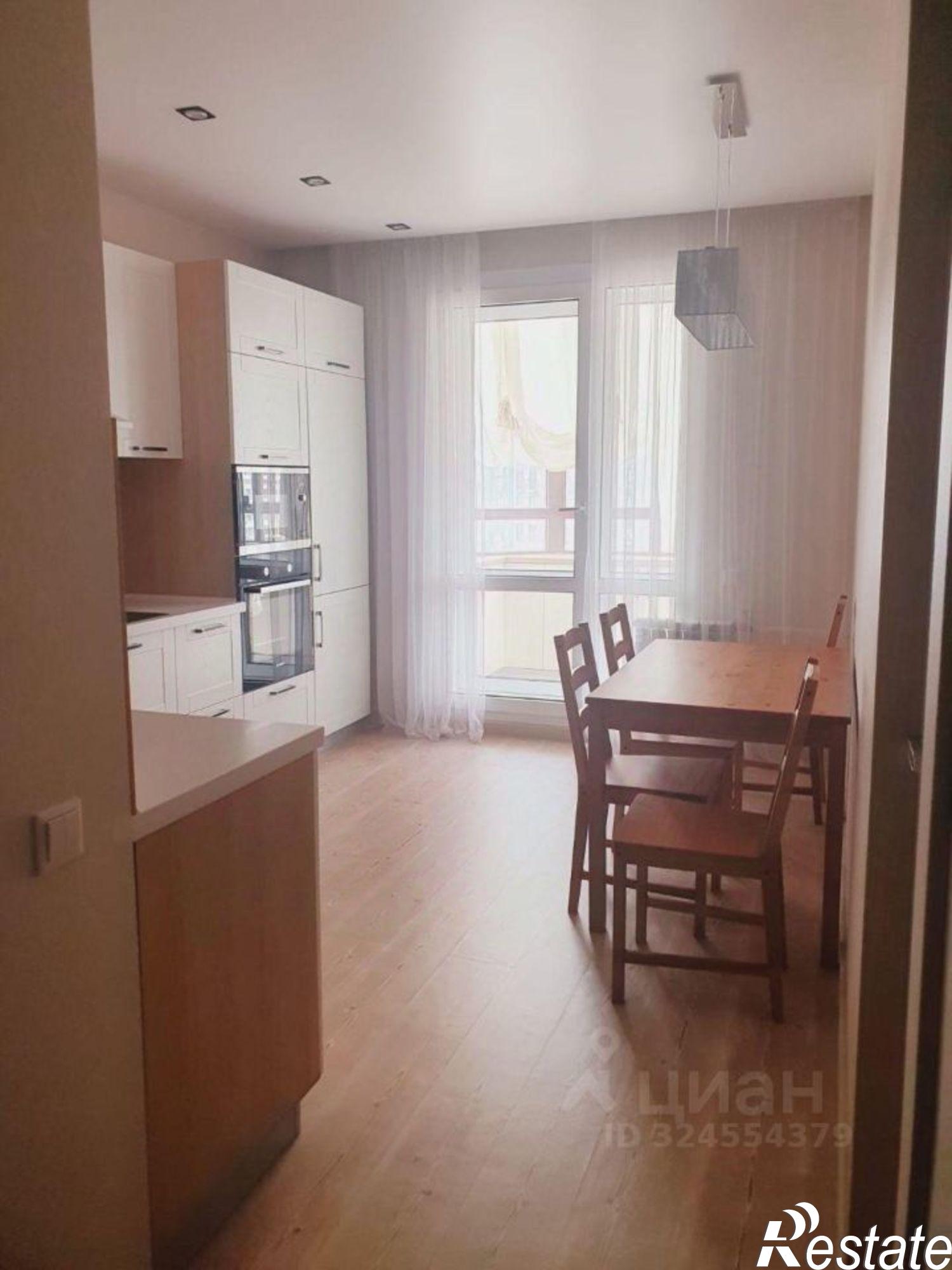 Сдать квартиру за 47 300 рублей на Ипподромская улица, 8