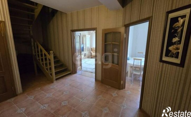 3-комн квартира ул Зеленая Горка, 11/1,  д. 11/1