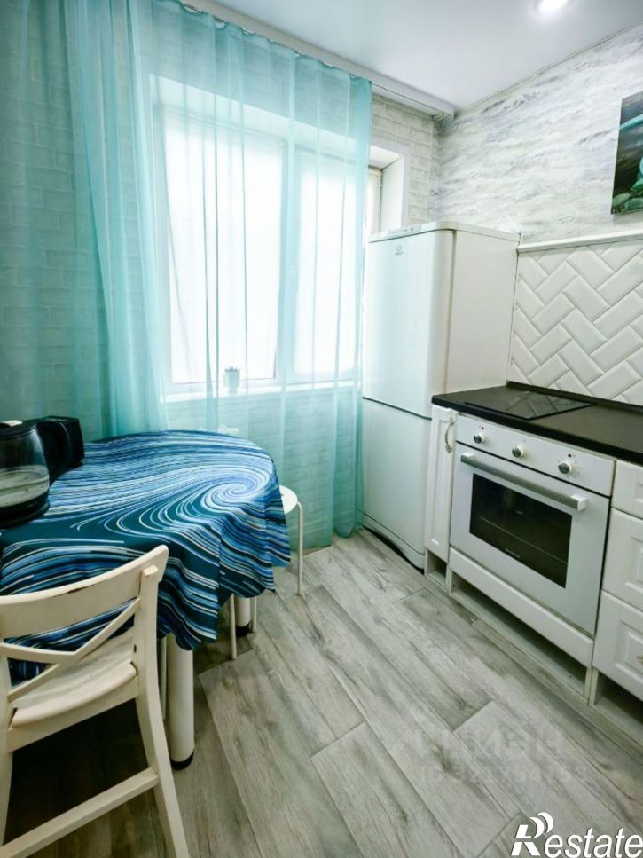 2-комн квартира ул Петухова, 94,  д. 94