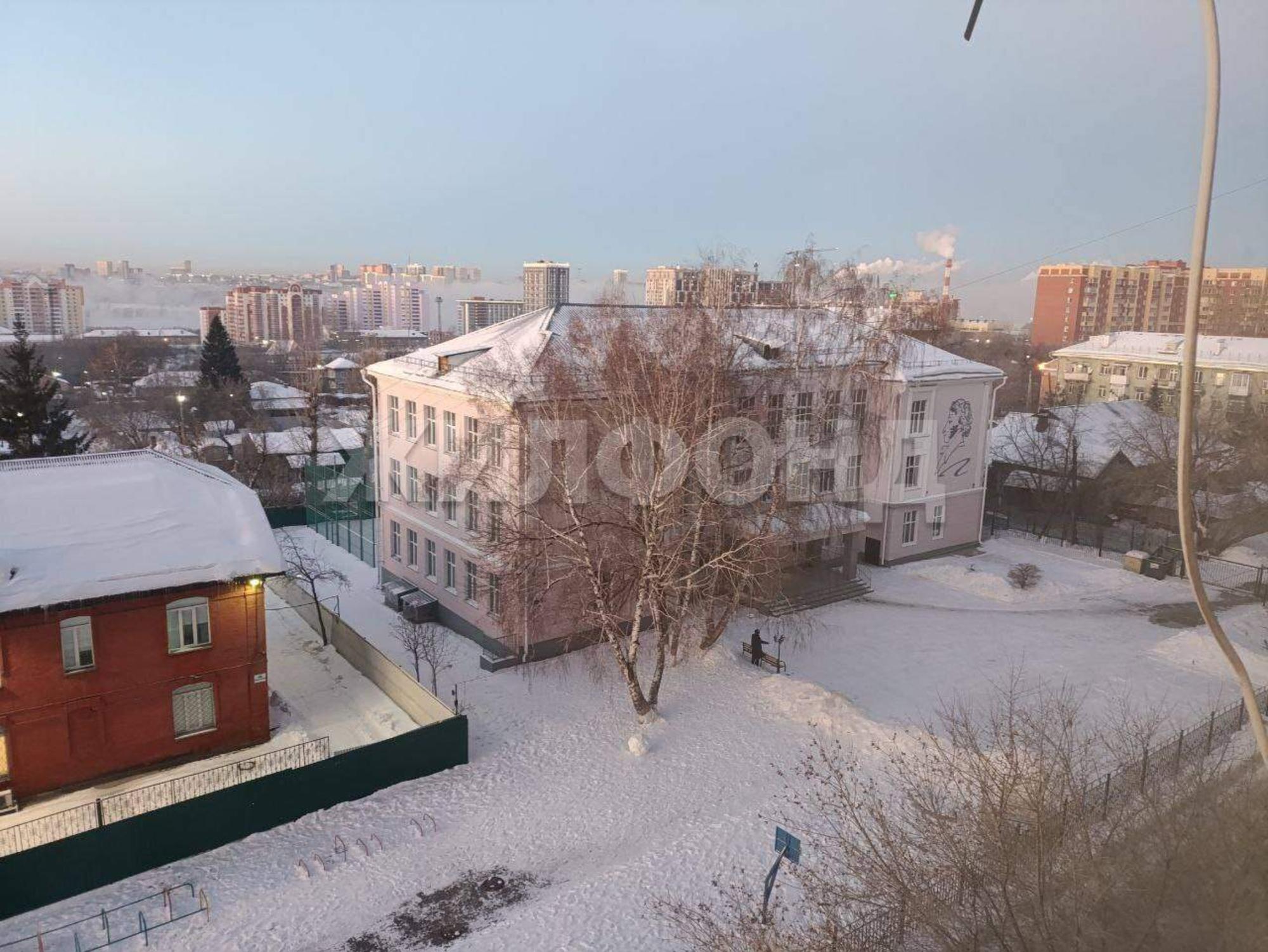 Купить квартиру за 5 750 000 рублей на Декабристов улица, д.111