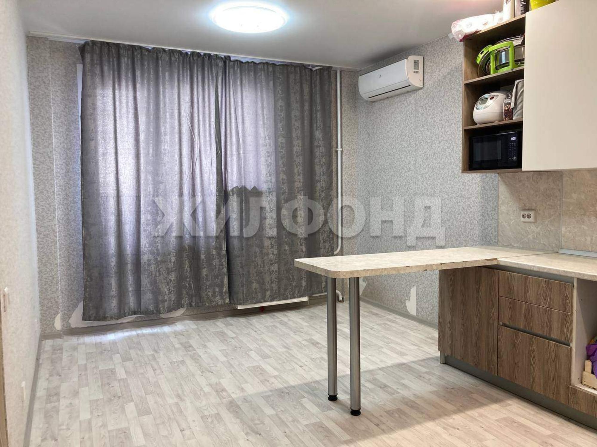 Купить студию за 6 000 000 рублей на Коминтерна улица, д.118