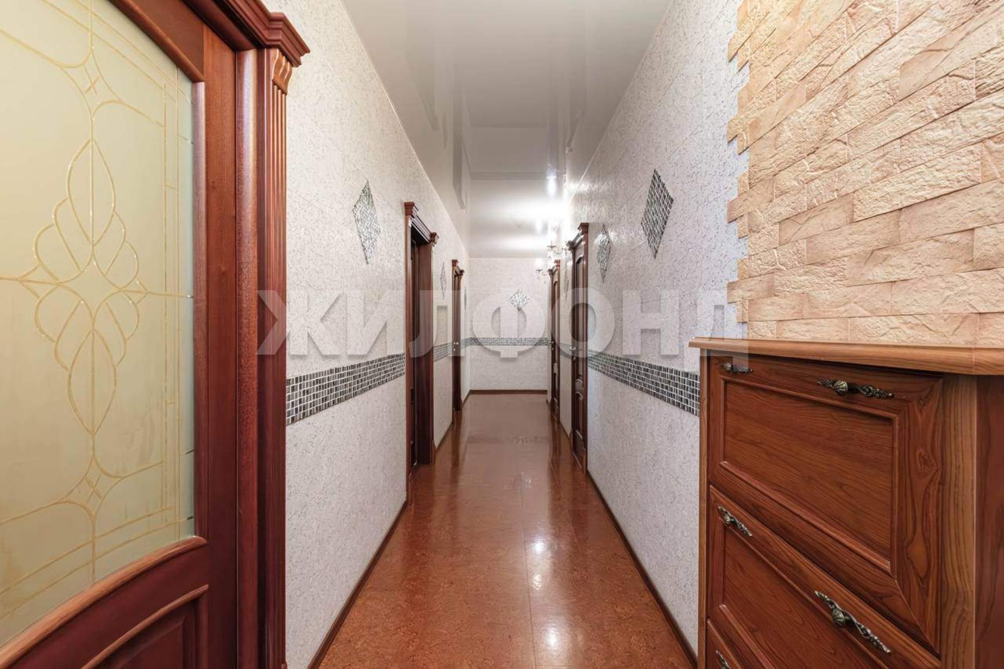 Купить квартиру за 10 300 000 рублей на Вилюйская улица, д.8