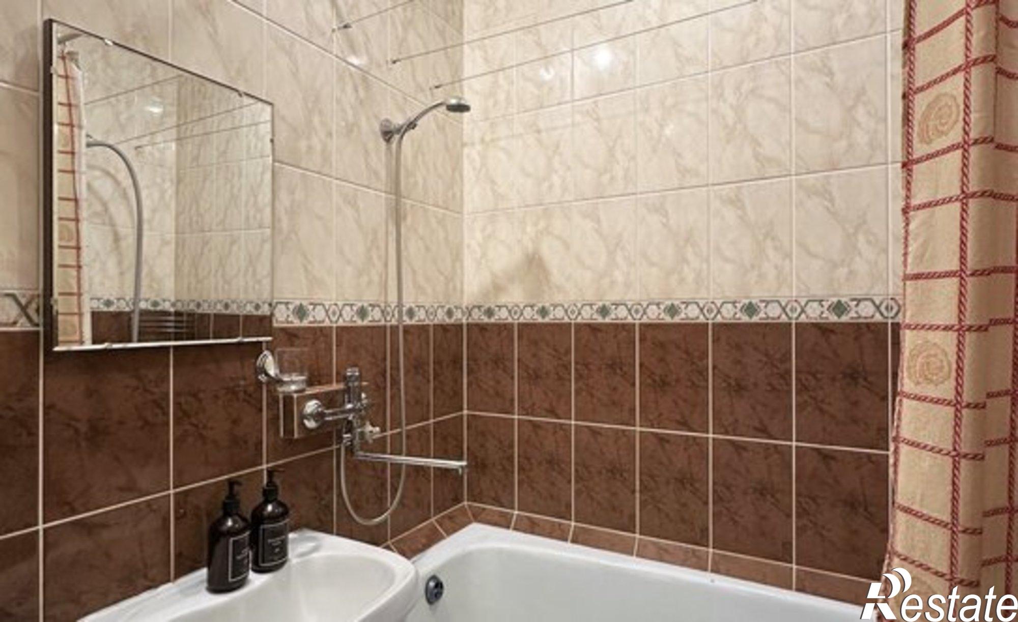 Купить квартиру за 4 200 000 рублей на ул Иванова, 38