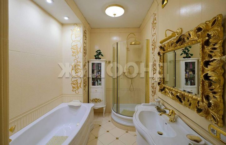 2-комн квартира Чаплыгина улица, д.93