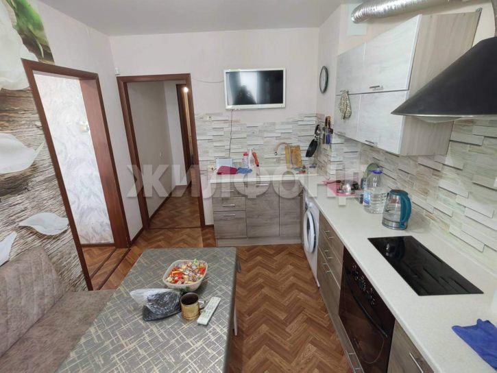 2-комн квартира Виталия Потылицына улица, д.9/4