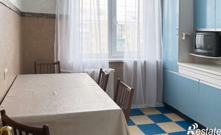 3-комн квартира ул Иванова, 38,  д. 38