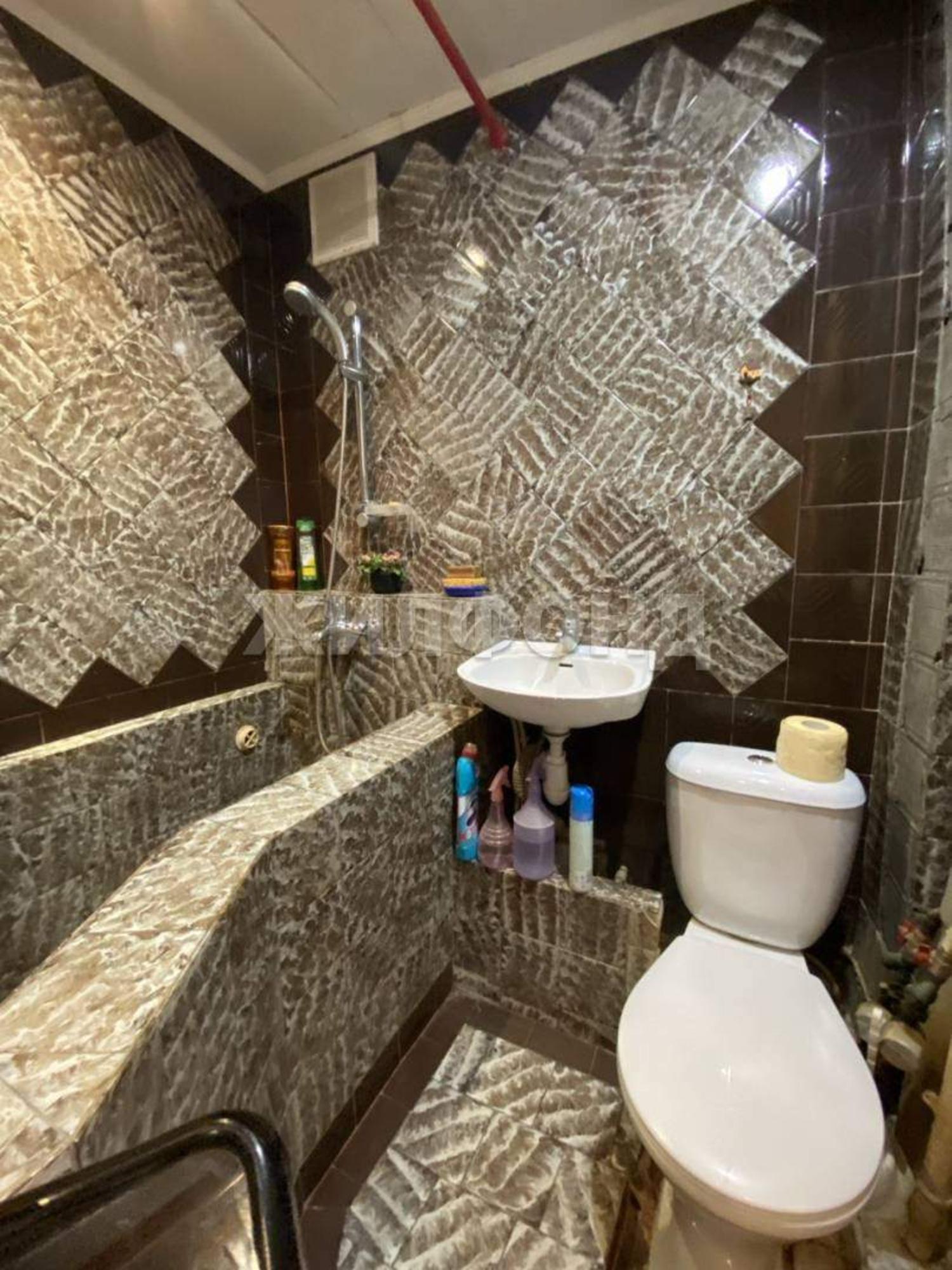 Купить квартиру за 5 700 000 рублей на Челюскинцев улица, д.30