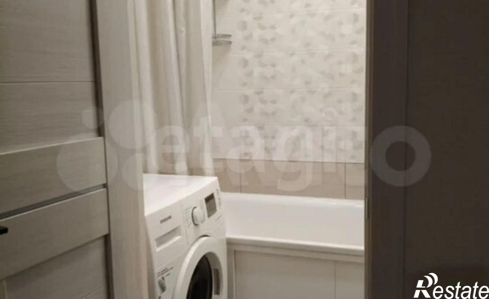 Купить квартиру за 5 700 000 рублей на Междуреченская улица, 1