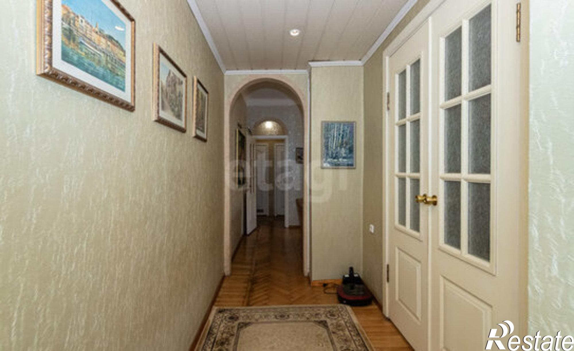 Купить квартиру за 11 990 000 рублей на Коммунистическая улица, 24