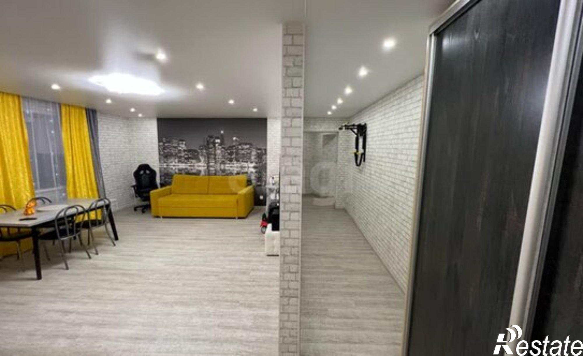 Купить квартиру за 15 500 000 рублей на ул Большевистская, 48/2