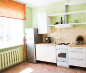 1-комн, 49кв м, этаж 1/9 улица Семьи Шамшиных, 30