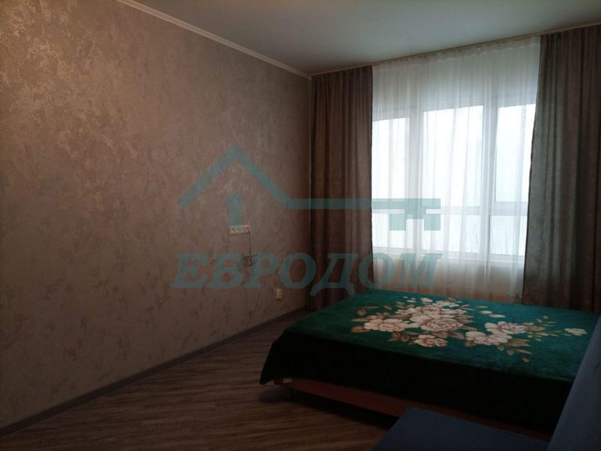 Сдать квартиру за 27 000 рублей на ул. Александра Чистякова,22/2