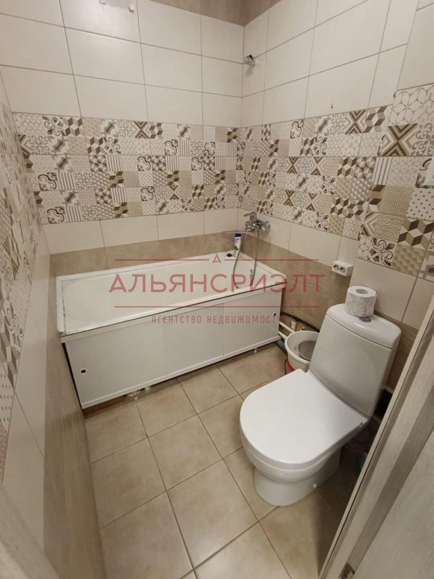 Купить квартиру за 4 000 000 рублей на ул. Есенина,59