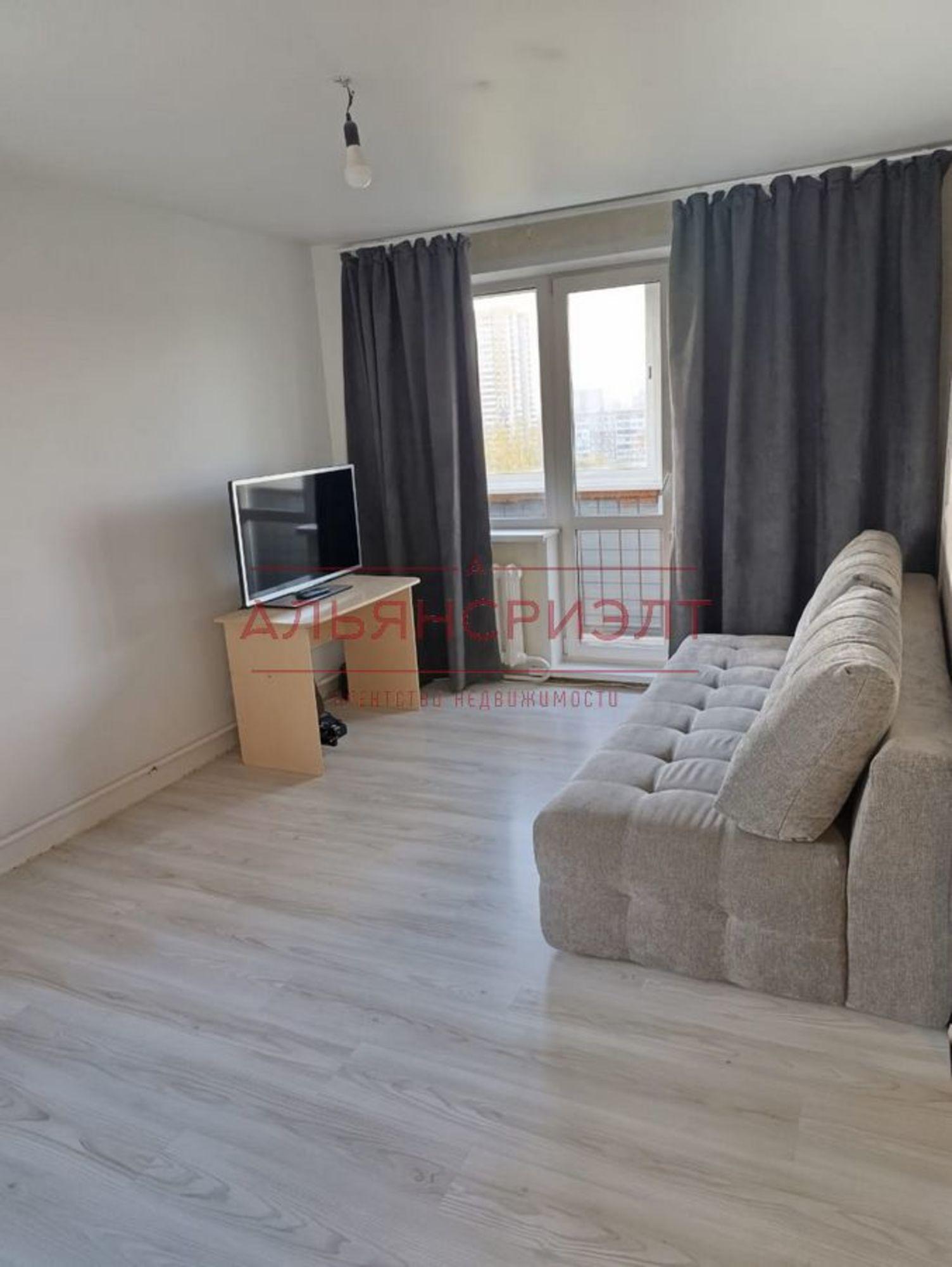 Купить квартиру за 4 000 000 рублей на ул. Есенина,59