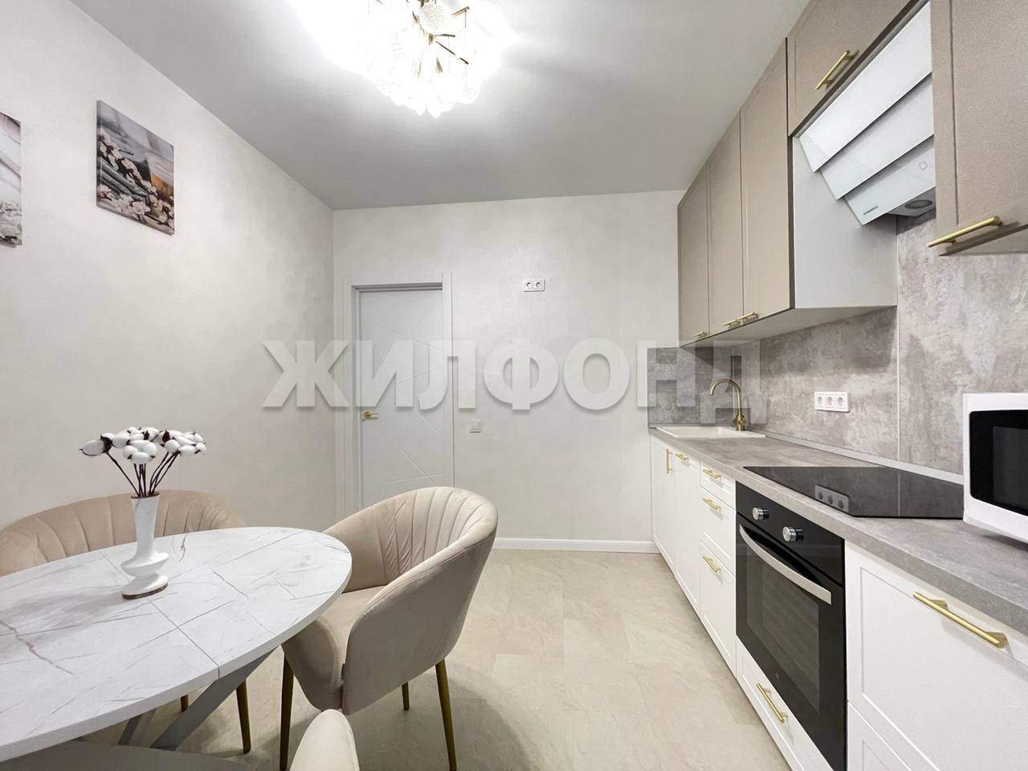 Купить квартиру за 9 500 000 рублей на Ленинградская улица, д.101/2