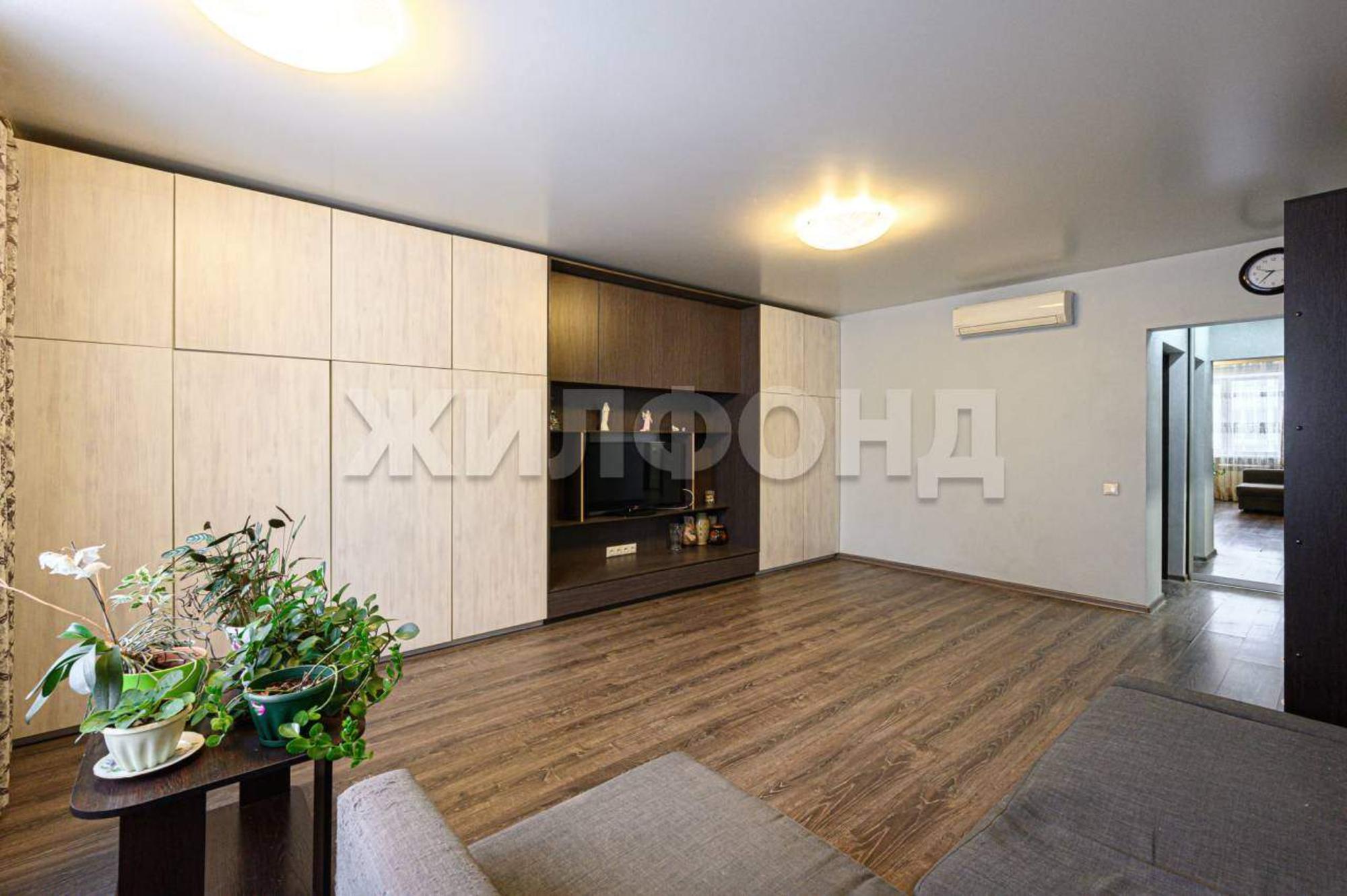 Купить квартиру за 6 300 000 рублей на Татьяны Снежиной улица, д.45