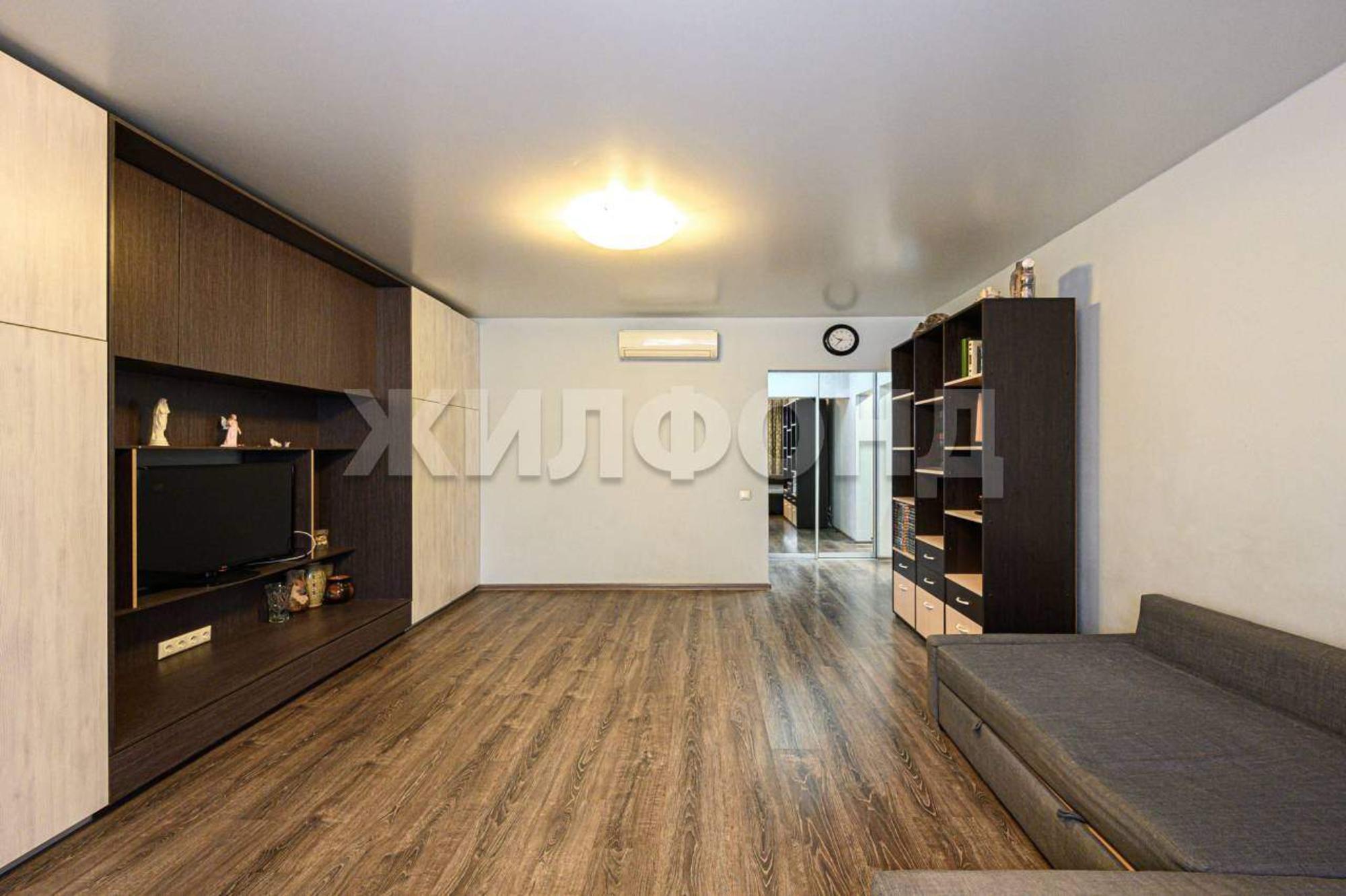 Купить квартиру за 6 300 000 рублей на Татьяны Снежиной улица, д.45