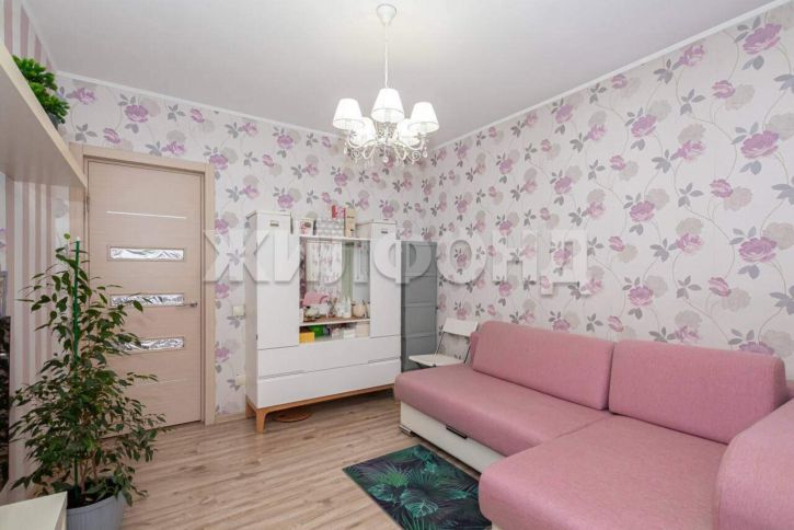 4-комн квартира Кропоткина улица, д.118