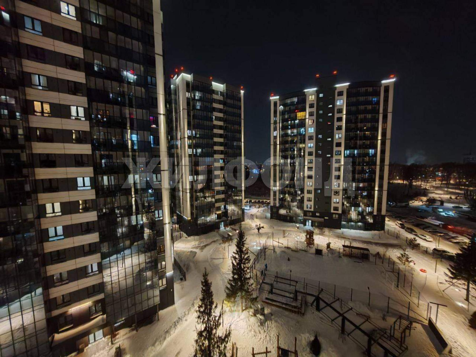 Сдать студию за 32 000 рублей на Гаранина улица, д.35