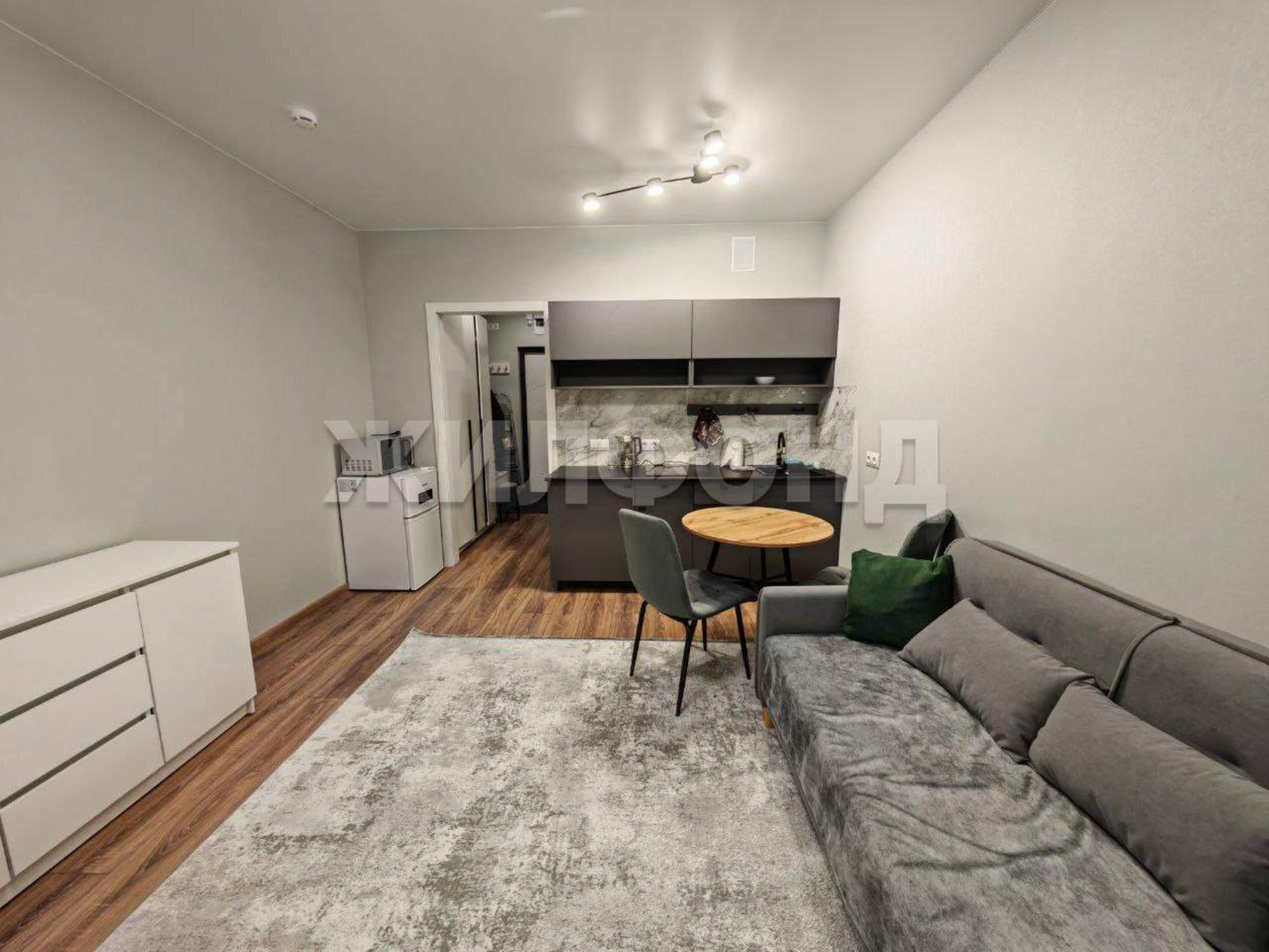 Сдать студию за 32 000 рублей на Гаранина улица, д.35