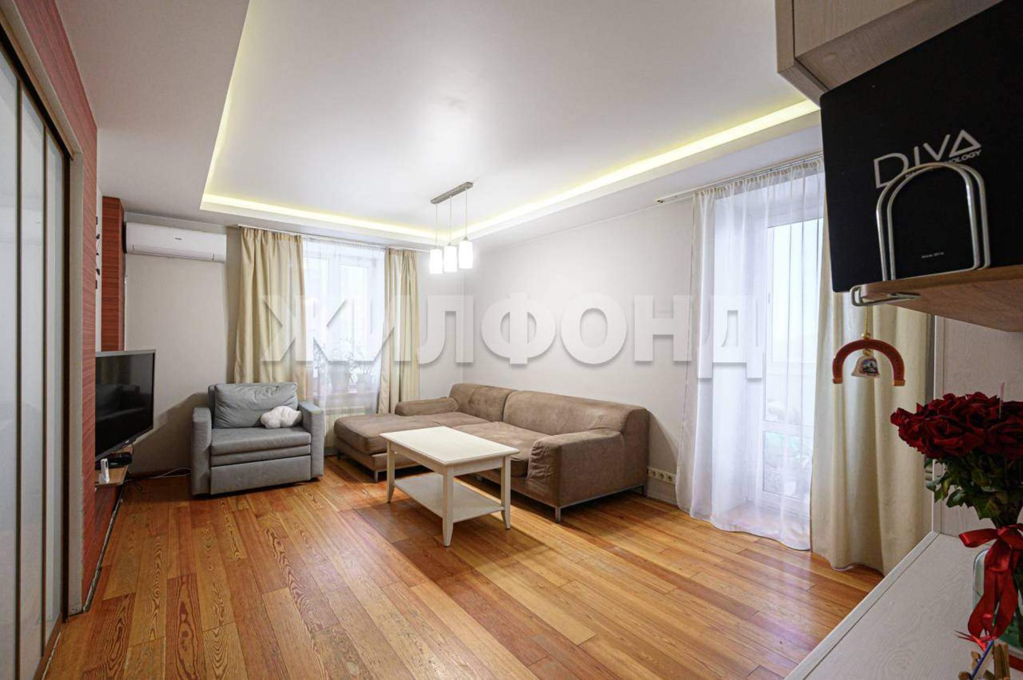 Купить квартиру за 14 000 000 рублей на Бориса Богаткова улица, д.53