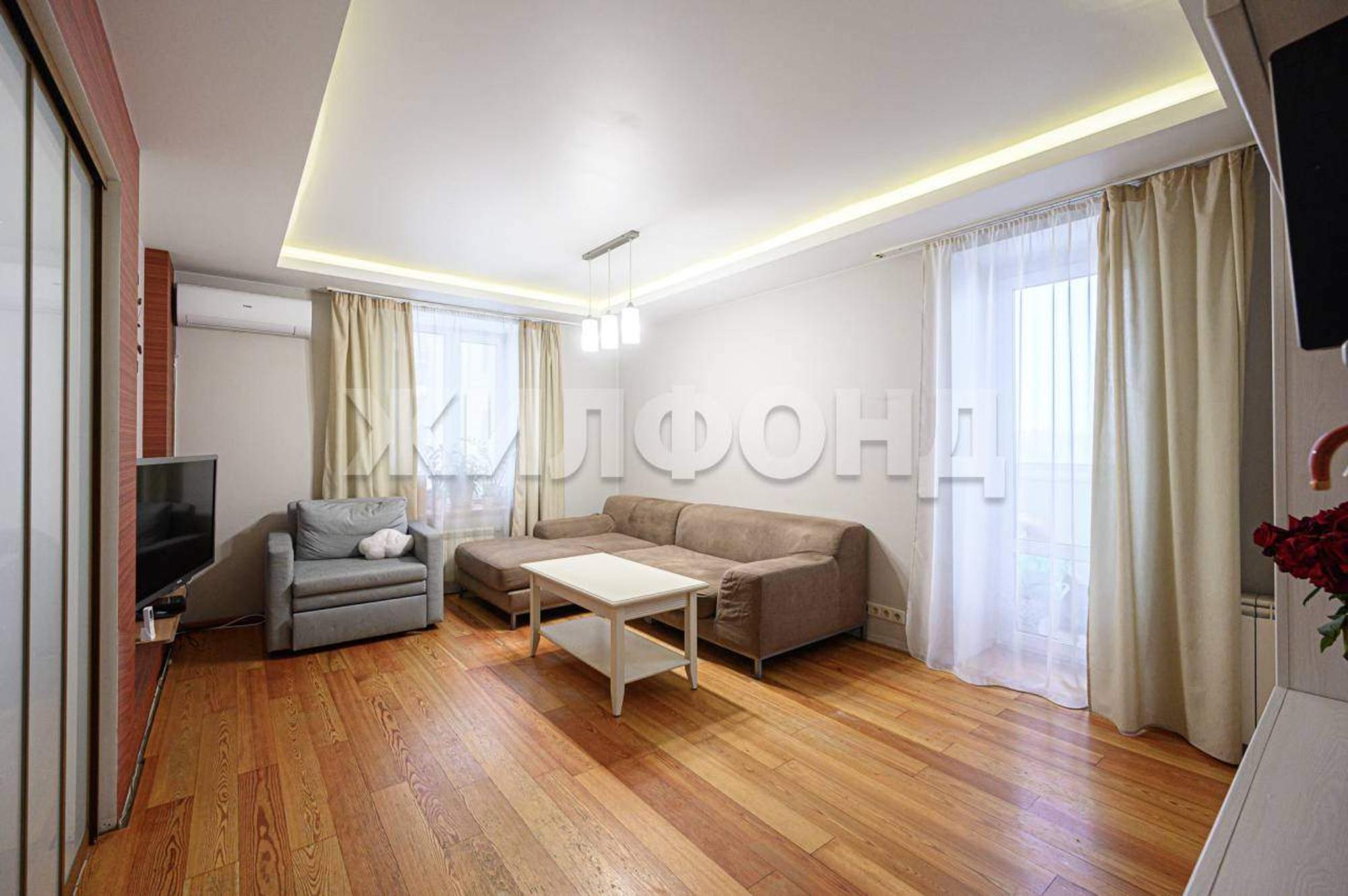 Купить квартиру за 14 000 000 рублей на Бориса Богаткова улица, д.53