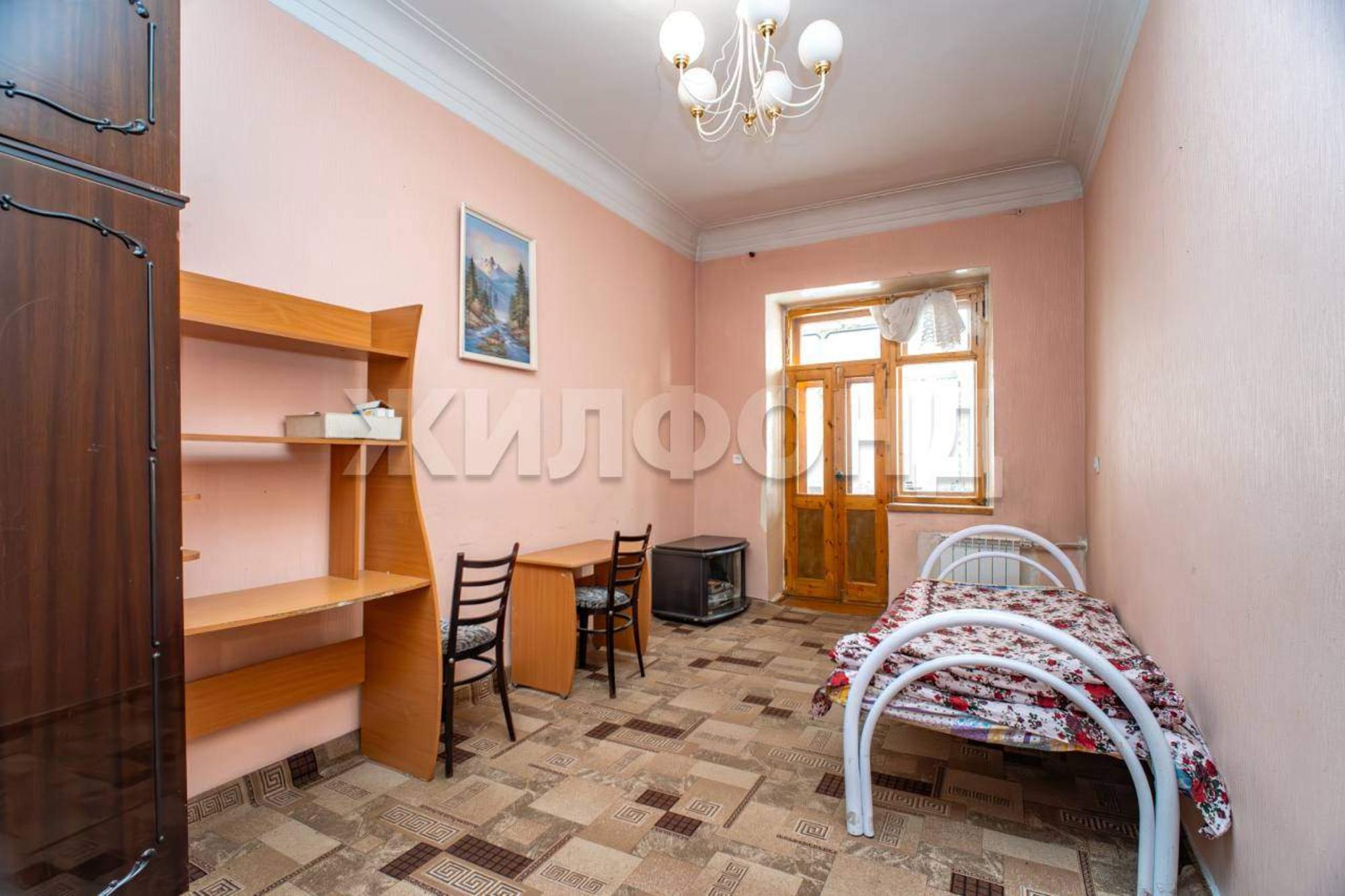 Купить квартиру за 4 800 000 рублей на 3-й Крашенинникова переулок, д.8