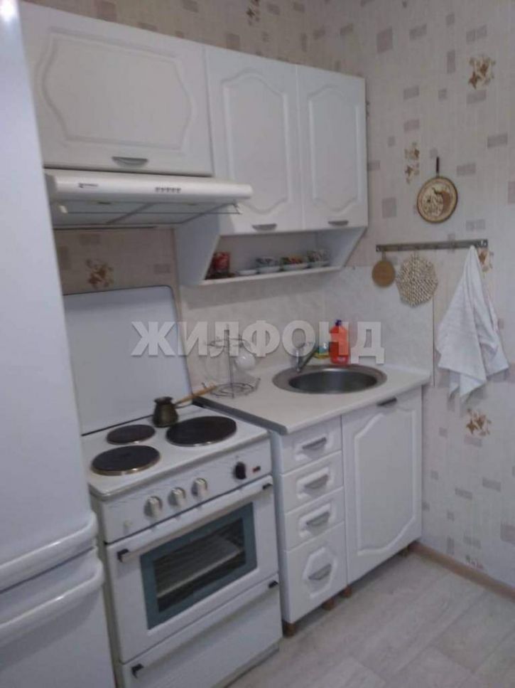 1-комн квартира Арбузова улица, д.3