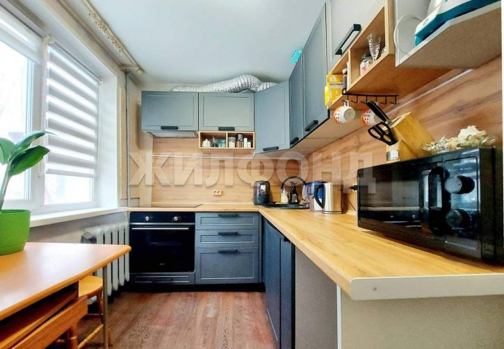 3-комн квартира Зорге улица, д.139