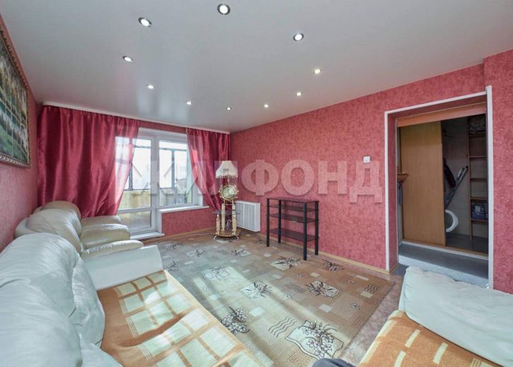 1-комн квартира Есенина улица, д.10/3