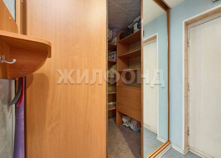 1-комн квартира Есенина улица, д.10/3