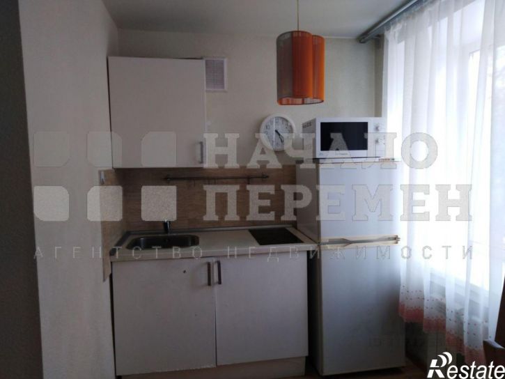 2-комн квартира Челюскинцев, 44