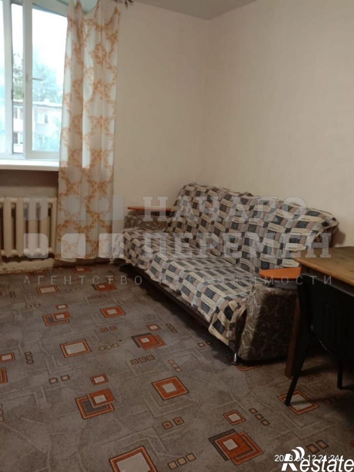 Комната Каменская ул, 84В