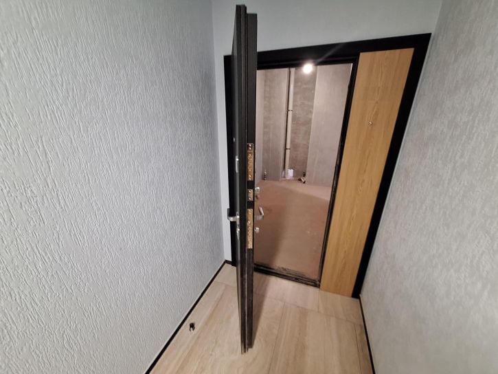2-комн квартира ул Светлановская, 52/2