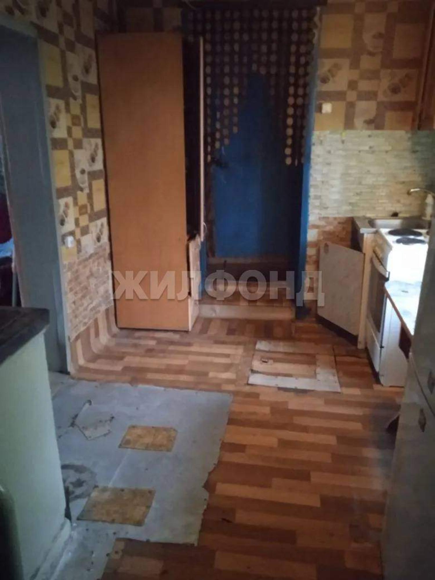 Купить дачу, дом, коттедж за 4 000 000 рублей на Сурикова улица