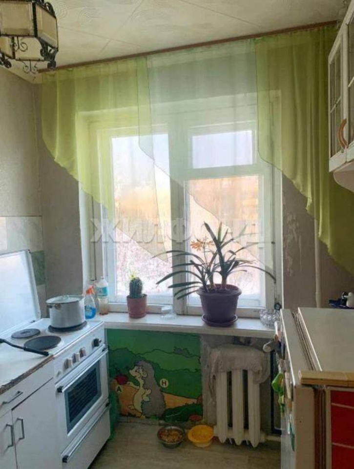 Комната Столетова улица, д.20/2