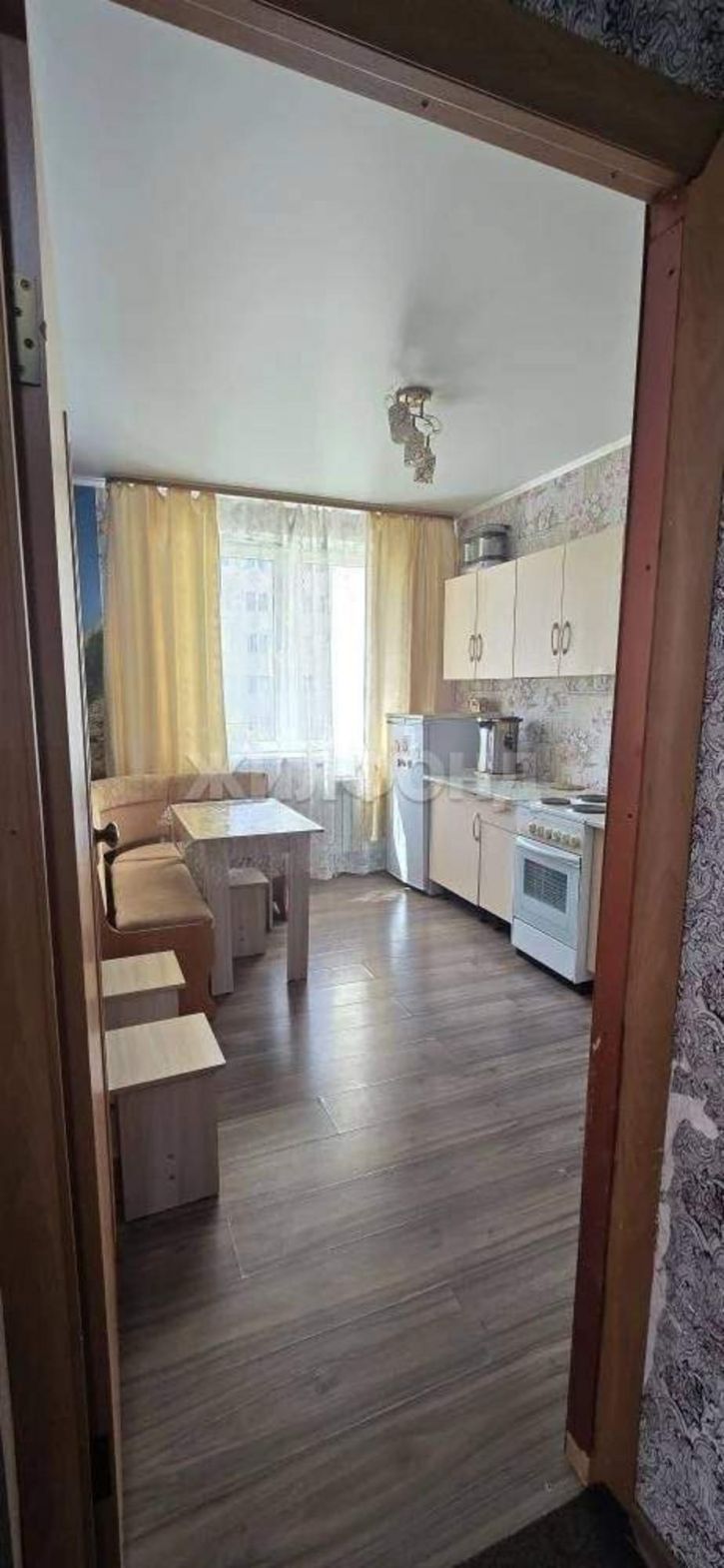 1-комн квартира Романтиков улица, д.7