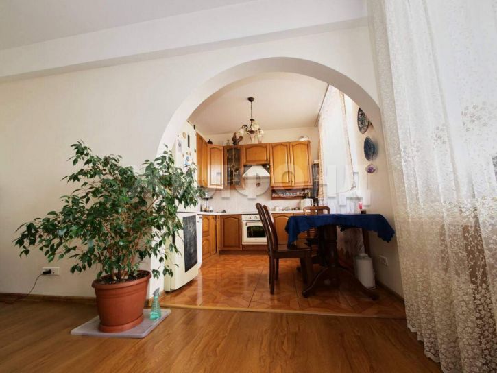 3-комн квартира Красный проспект, д.159