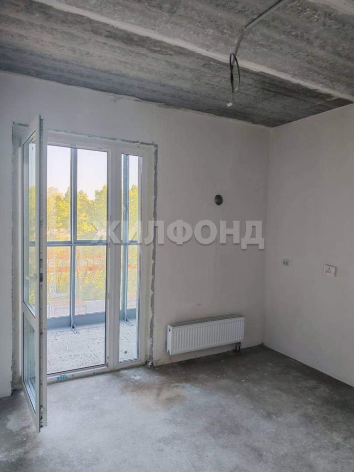1-комн квартира Объединения улица, д.28
