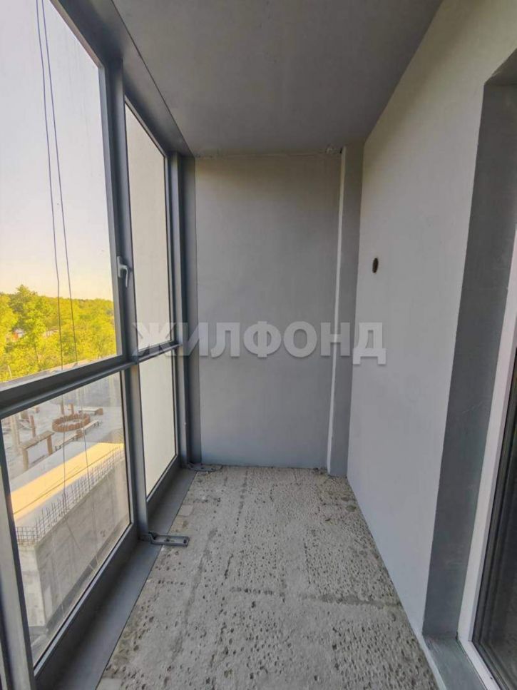 1-комн квартира Объединения улица, д.28