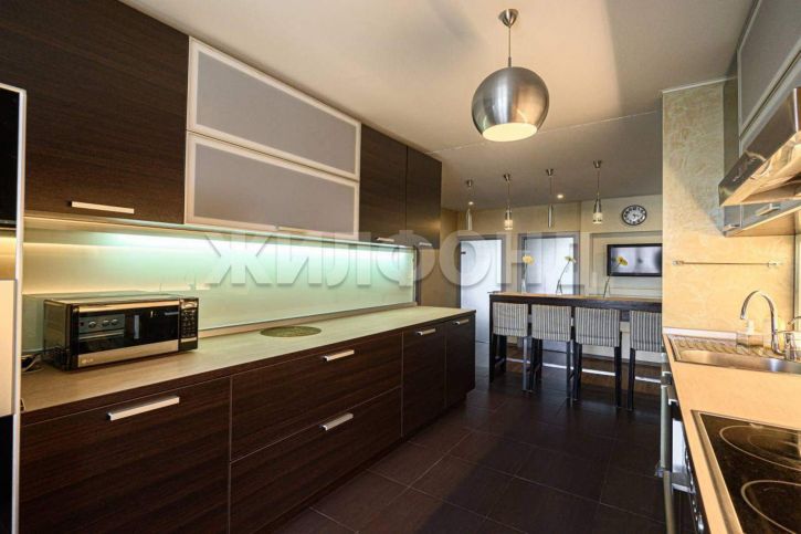 3-комн квартира Нижегородская улица, д.18